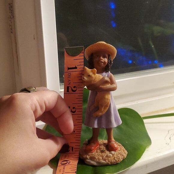 Figurine . - Picture 3 of 5